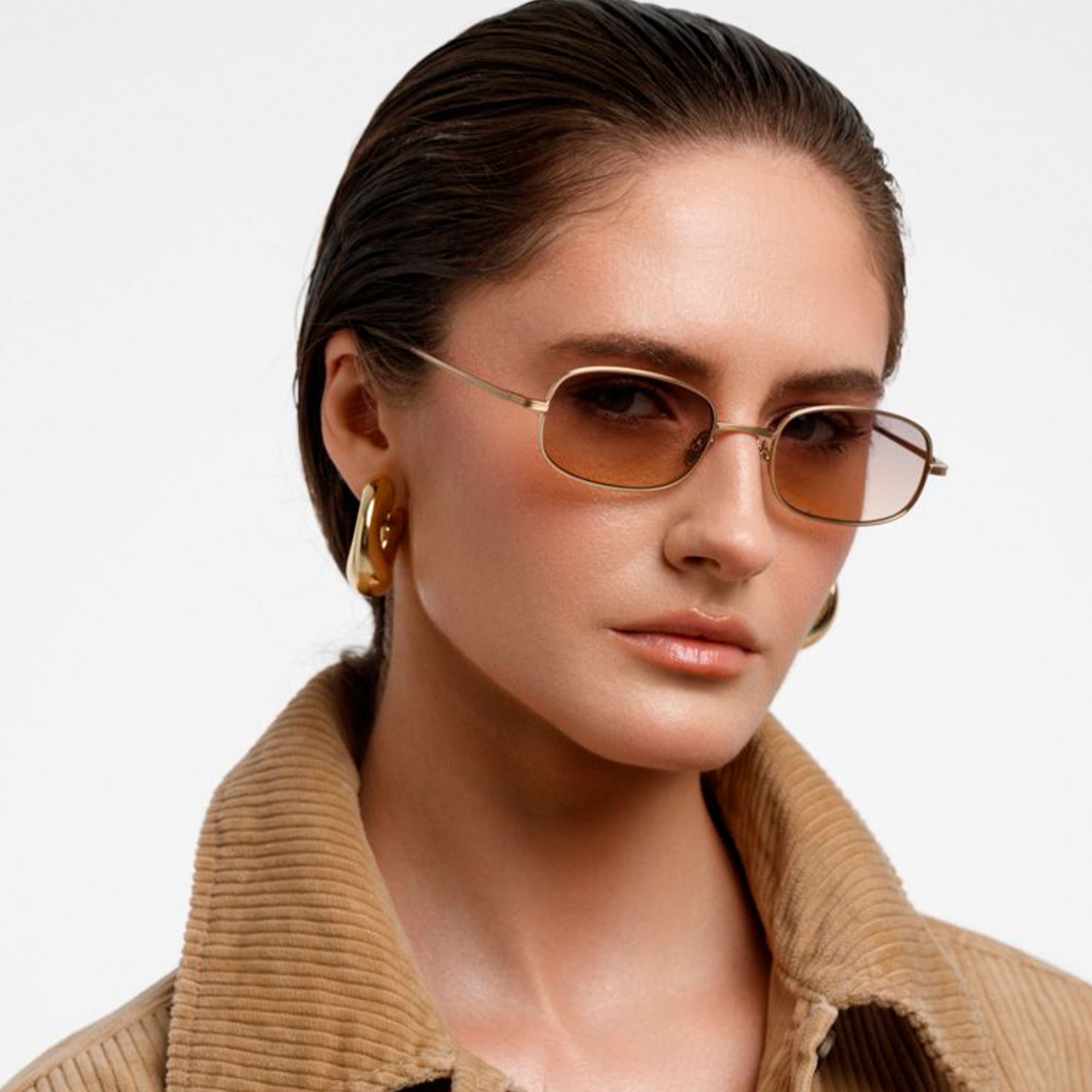 Belle Frog Dry Martini Bond